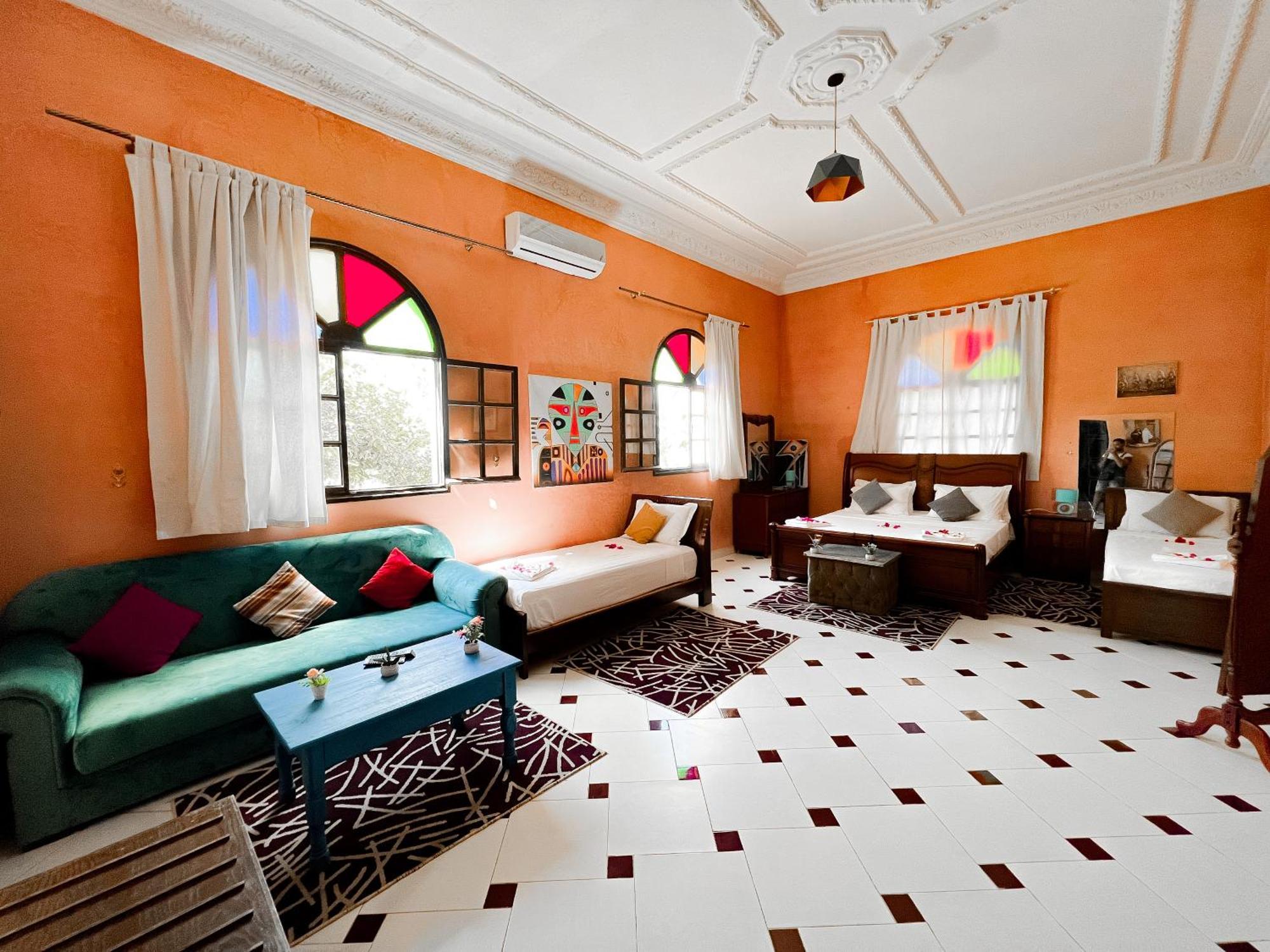 Qodwa Bed & Breakfast *